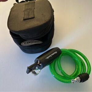 Master Lock Green Cable Lock with Axiom Black Pouch